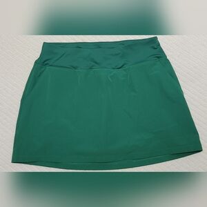 Under Armour Links Skort - Size Large - Kelly Green